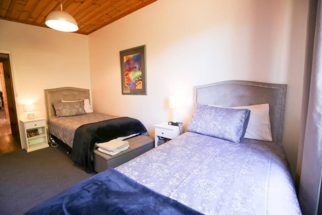 Bridgecroft House - Spacious & Serene Family Home リッチモンド エクステリア 写真